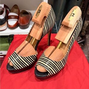 Enzo Angiolini Black and Cream Striped Heels